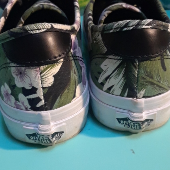 Leaf/ Floral Vans - Picture 7 of 8